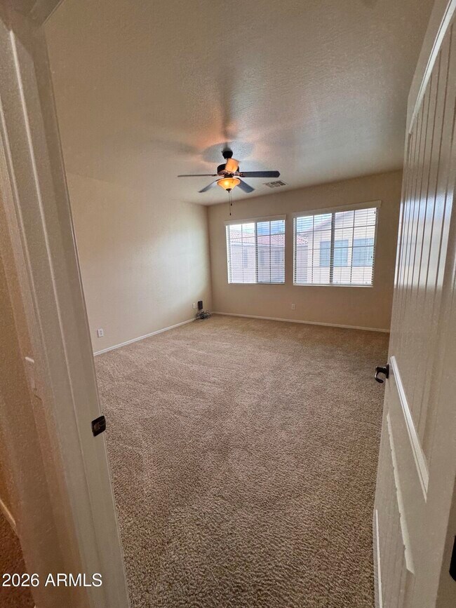 Building Photo - 3457 S Swan Dr