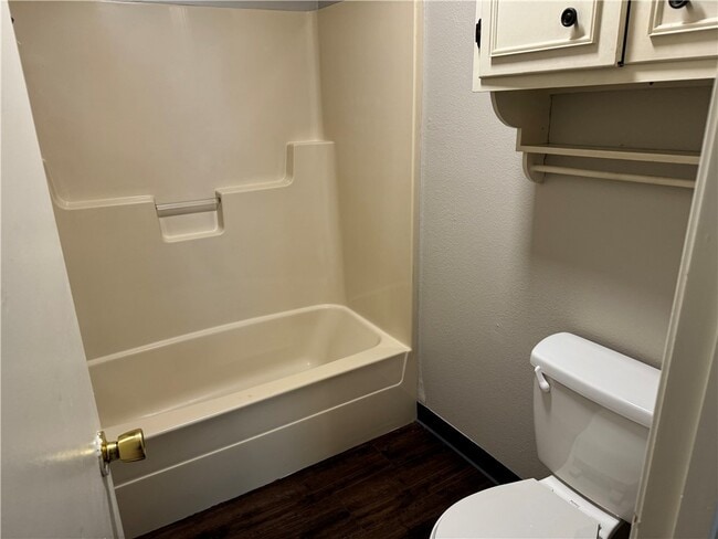 Building Photo - 1114 Mockingbird Ln