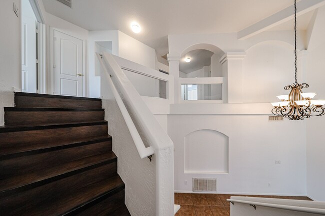 Building Photo - RV GATE! Lovely 4 bedroom, 3 bathroom home...