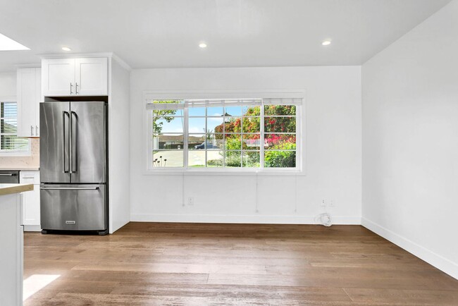 Building Photo - Gorgeous single story home in La Jolla wit...