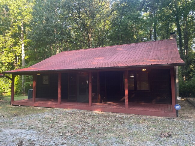 Primary Photo - Secluded 1 Bedroom Cabin in Belmont!