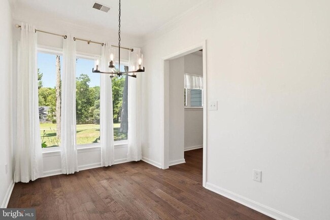 Building Photo - 638 Oakland Hills Dr