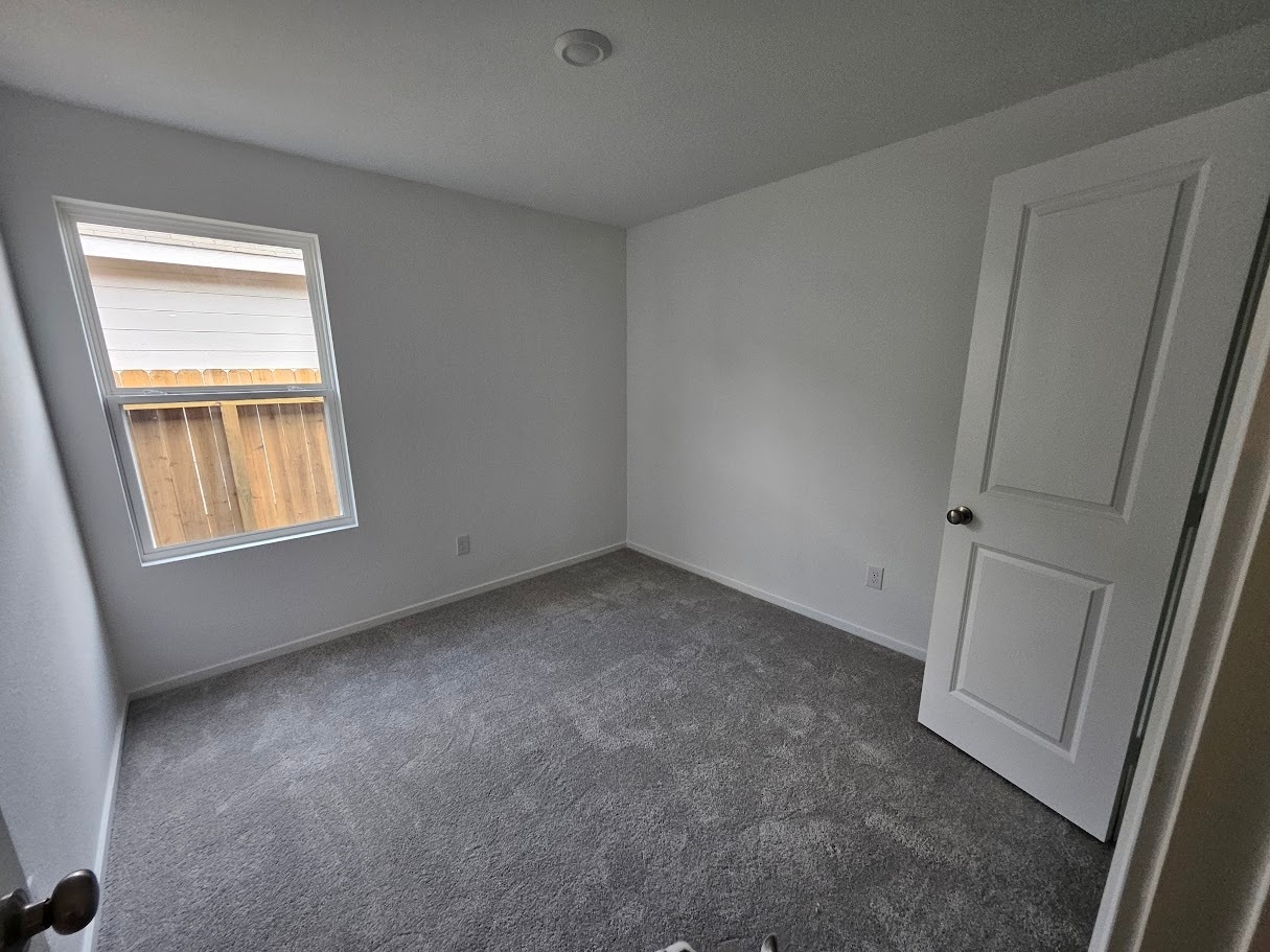 Building Photo - 14881 N Ascot Bnd Cir