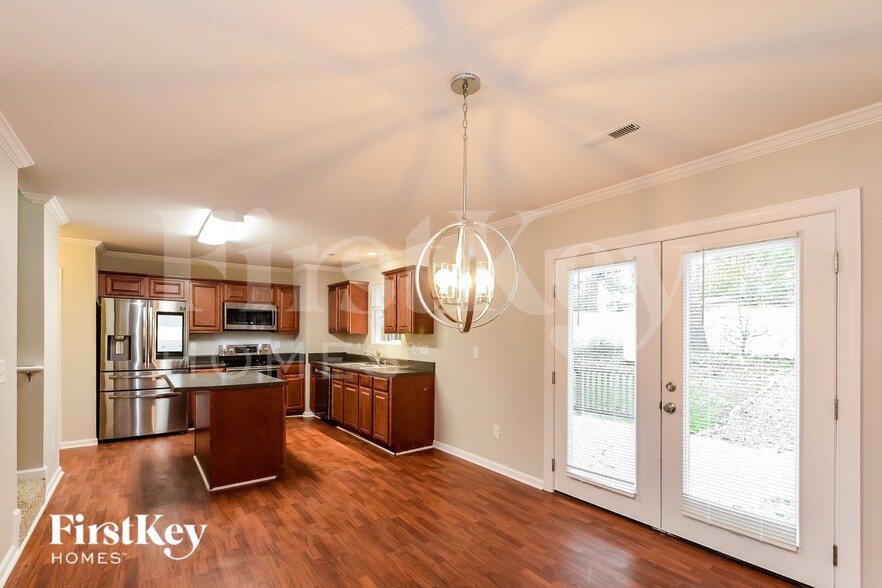 Building Photo - 3813 Shepway Loop