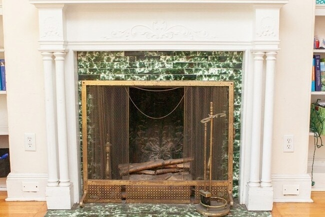 Building Photo - 1743 Commonwealth Ave