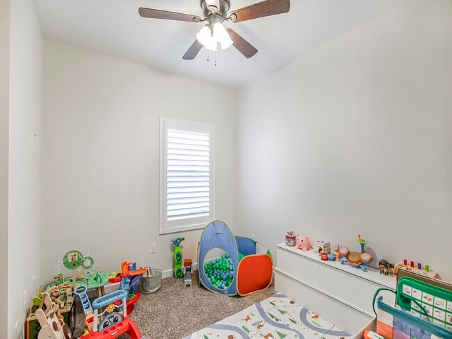Building Photo - 210 Veracruz Dr