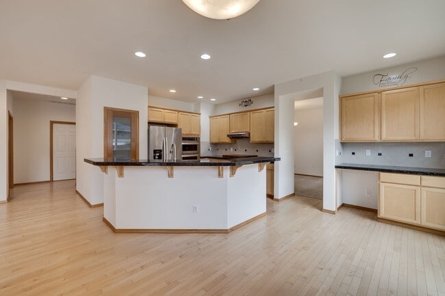 Building Photo - For Rent | Stunning 4-Bedroom Home in Brookside Estates