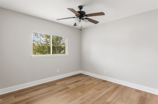 Building Photo - 18631 Atasca Oaks Dr