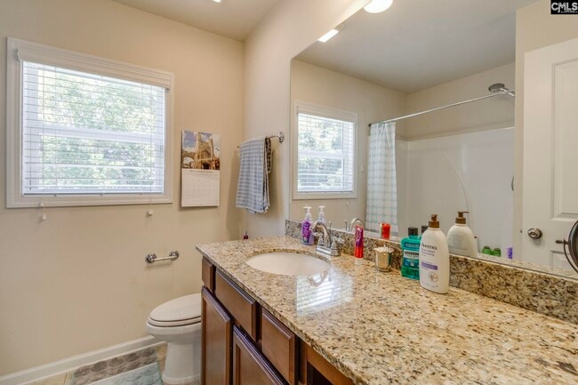 Building Photo - 456 Edenhall Dr