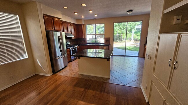 Building Photo - SCRIPPS RANCH / SAN DIEGO - Nice 4 Bedroom...