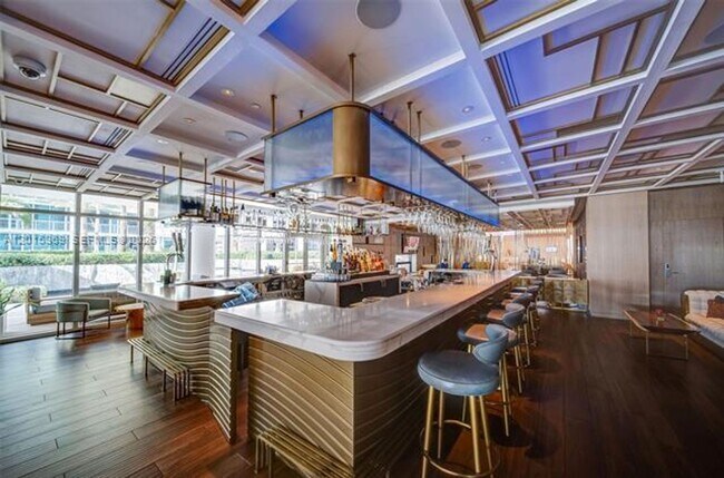 Building Photo - 6899 Collins Ave
