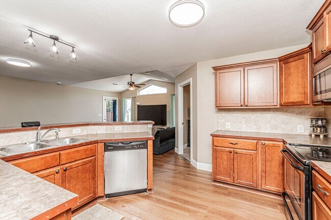 Building Photo - Please View 3D Virtual Walk-Through Before Scheduling a Showing