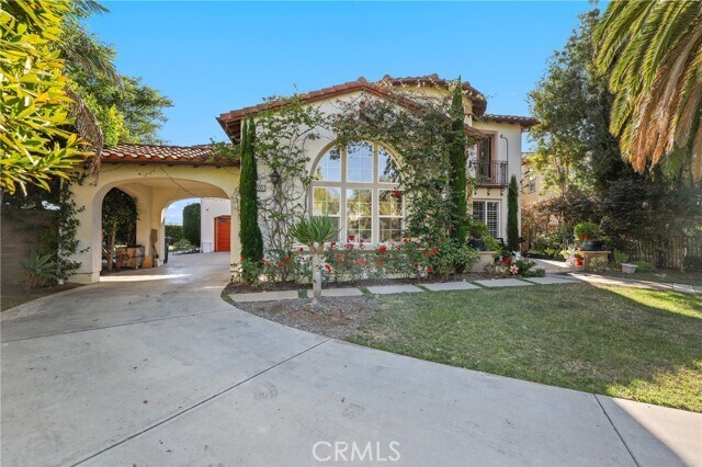 Building Photo - 4200 Costa Salada
