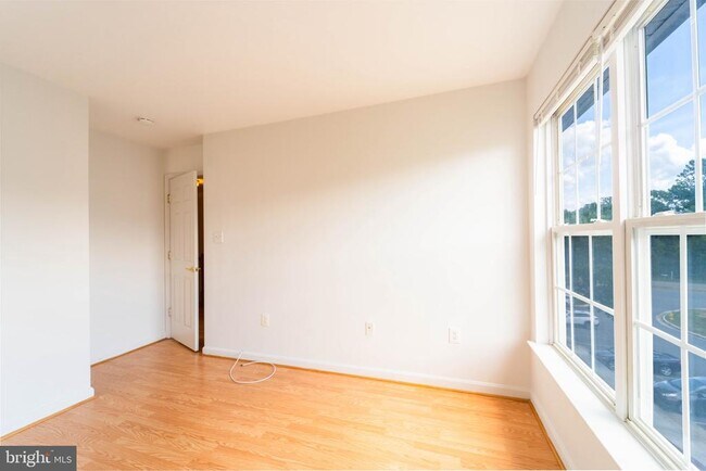 Building Photo - 15154 Brazil Cir