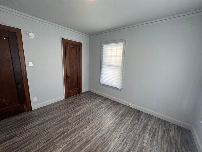 Building Photo - 22 Delaware-