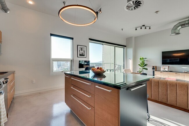 Building Photo - Newport Lofts 1502
