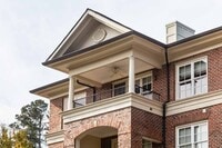 Building Photo - The BEST North Hills Condo!