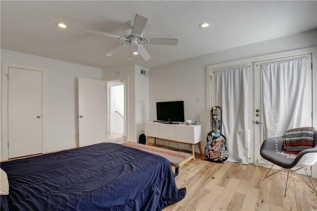 Building Photo - 1101 Shoal Creek Blvd