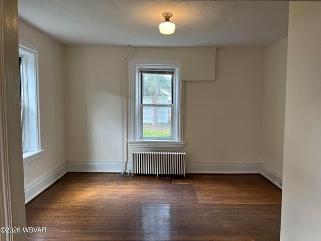 Building Photo - 336 Hastings St