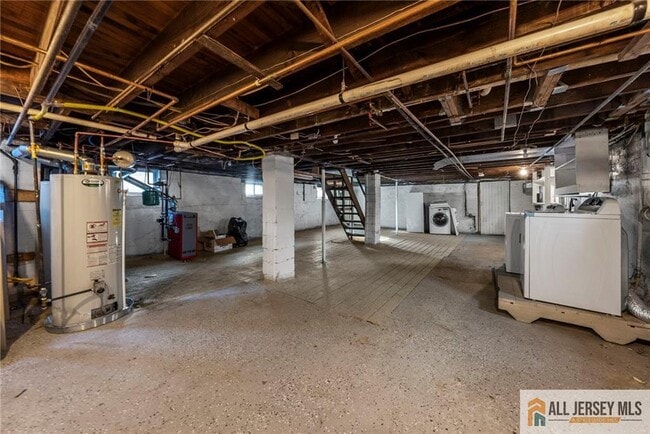 Building Photo - 76 Andrew St