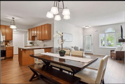 Building Photo - 1236 Crystal Pl E