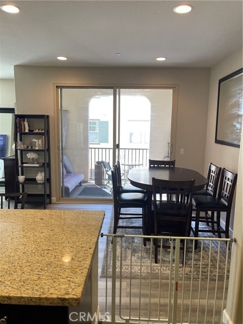 Building Photo - 1895 N Orizaba Ave