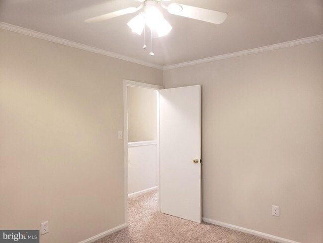 Building Photo - 310 Goose Creek Dr