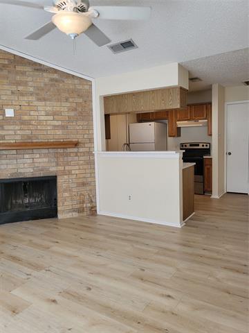 Building Photo - 2500 E Park Blvd