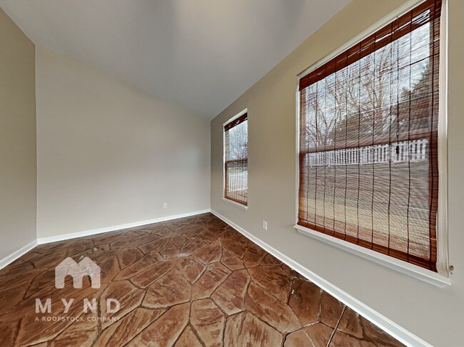 Building Photo - 11718 Sweetbriar Ridge Dr