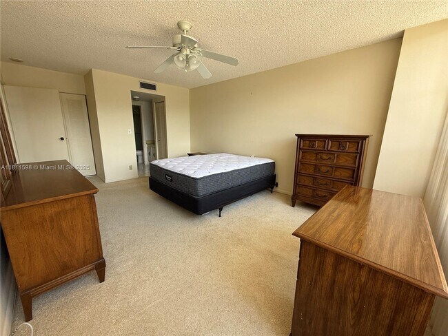Building Photo - 600 Three Islands Boulevard