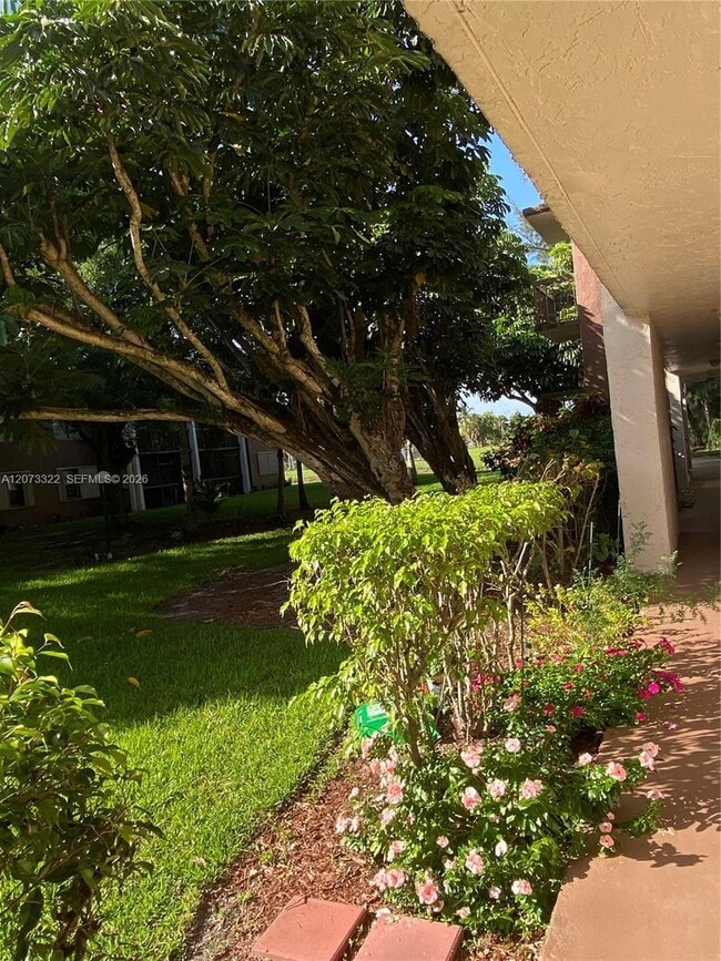 Building Photo - 7020 Nova Dr