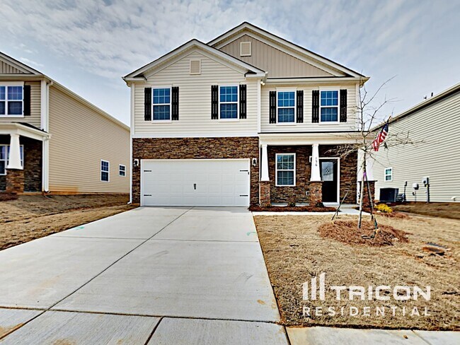 Building Photo - 156 King William Dr