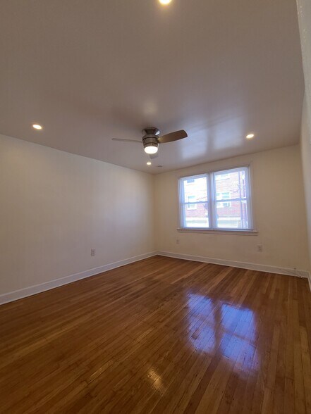 Bedroom, View 1 - 6325 Gardenia St