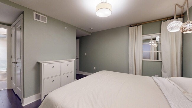 Building Photo - 1814 North Capitol St NW