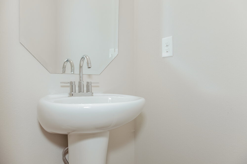 Building Photo - 1924 Eastway Dr