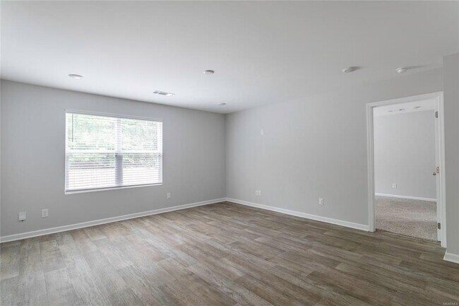 Building Photo - 7621 Shaddix St
