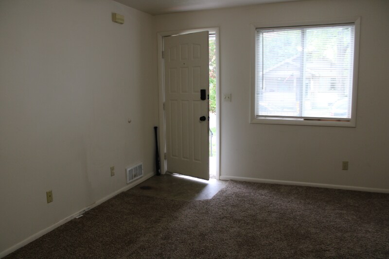 Building Photo - 372 I St