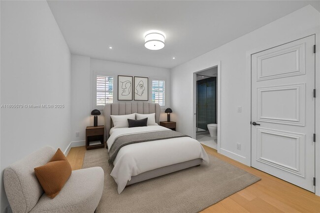 Building Photo - 13637 Deering Bay Dr