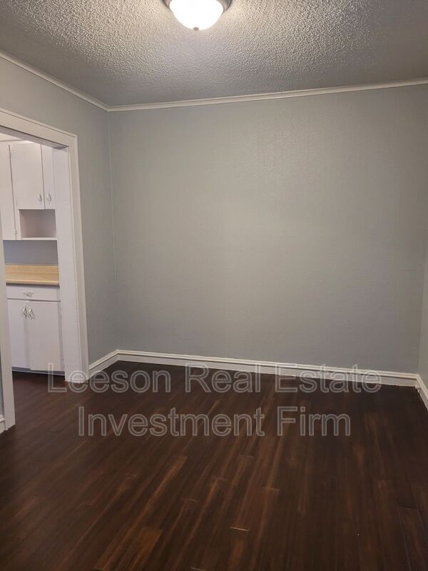 Building Photo - 3603 Darien St