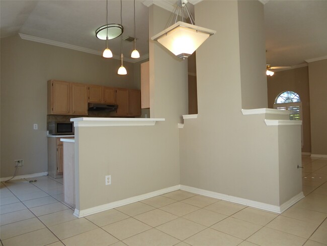 Building Photo - 6419 Diamond Rock Dr