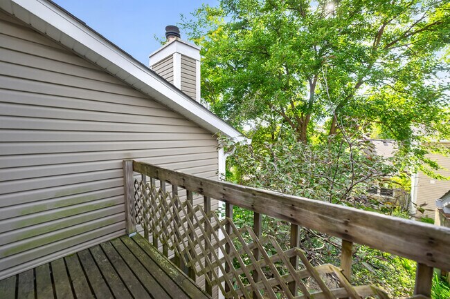 Building Photo - 244 Coventry Ct