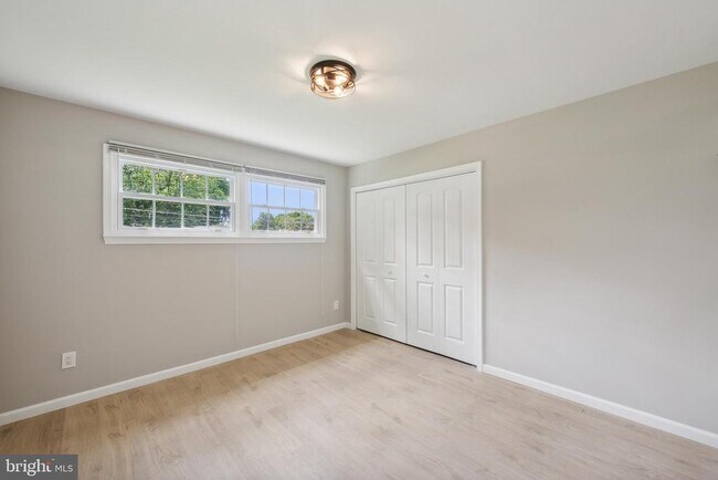 Building Photo - 5317 Oldcastle Ln