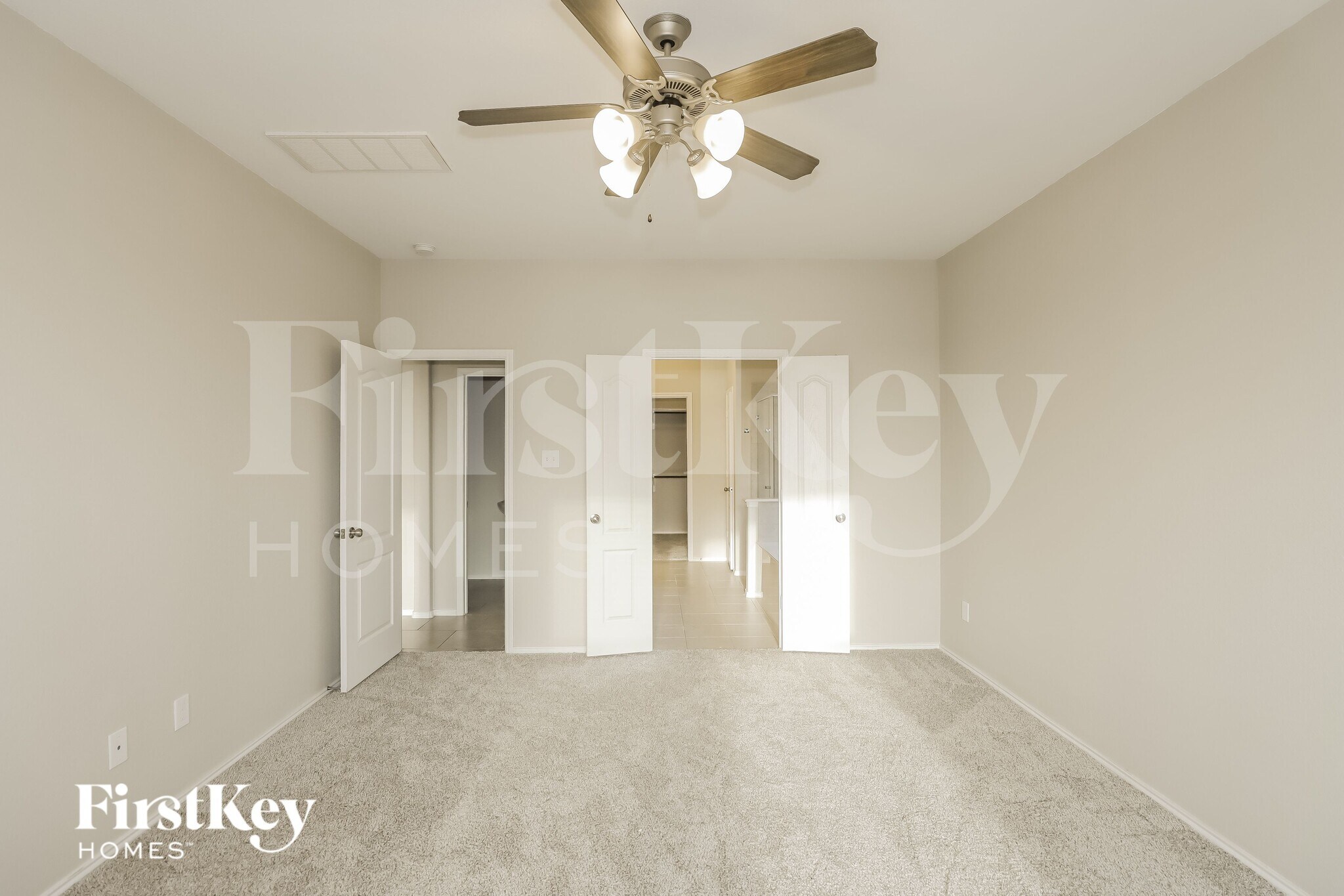 Building Photo - 5010 Naples Grove Ln