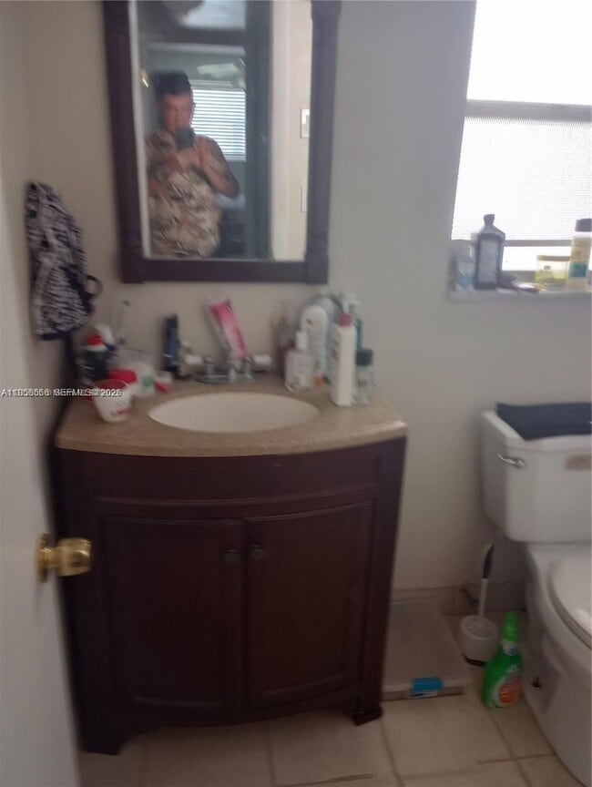 Building Photo - 8130 Sunrise Lakes Blvd