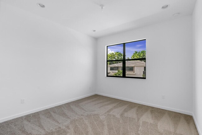 Building Photo - 8751 Corvus Dr