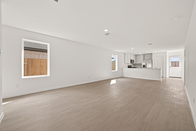 Building Photo - 26923 Dalmatian Bellflower Dr