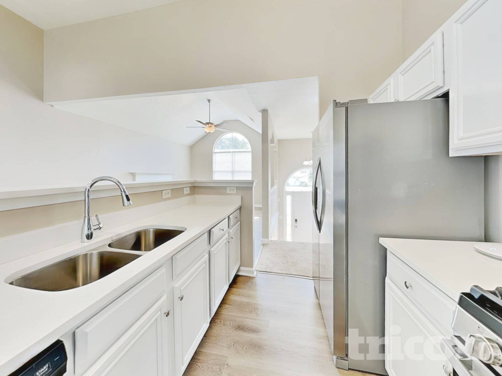 Building Photo - 7192 Tanger Blvd