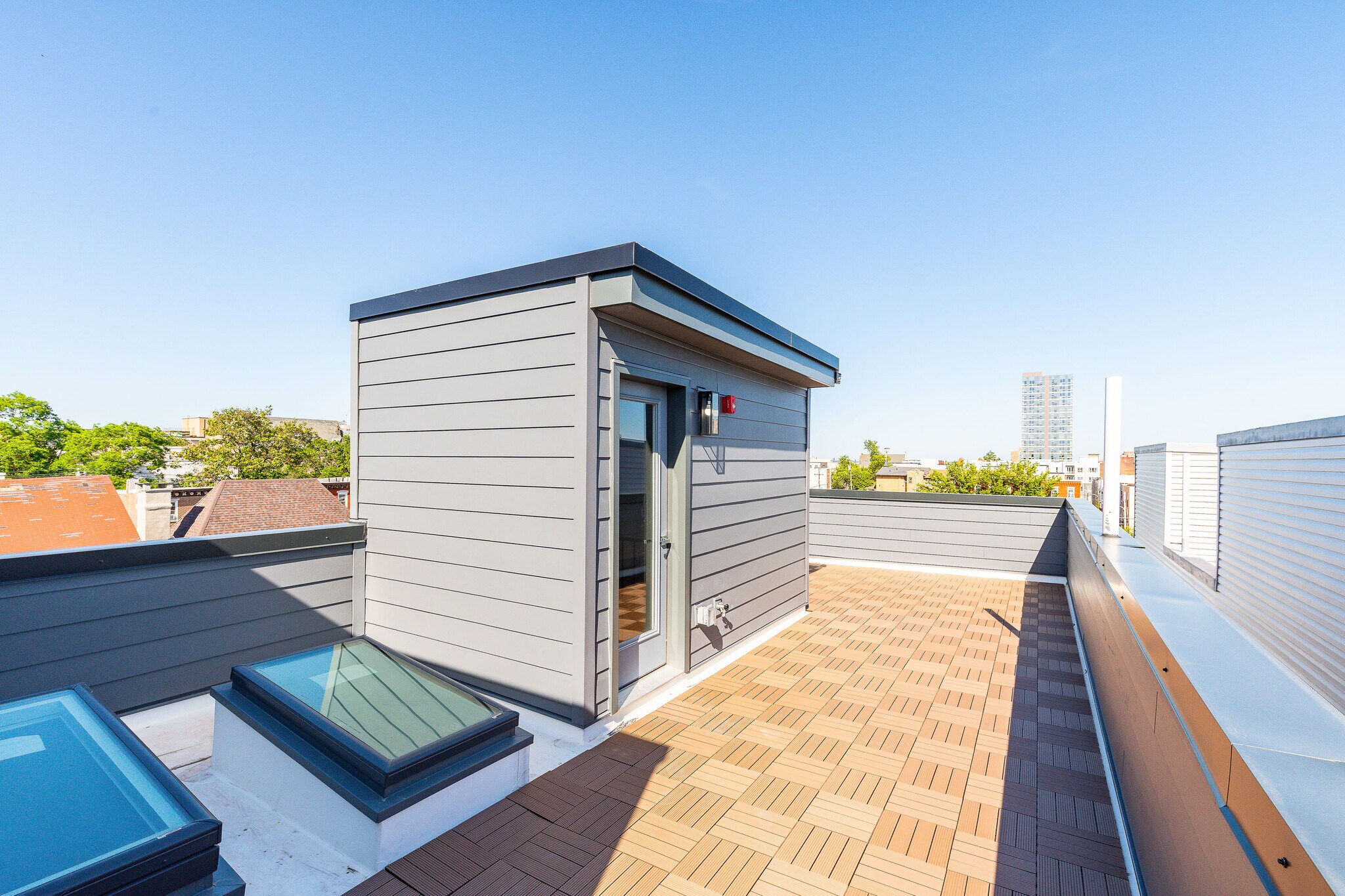 roof deck/pilot house - 1331 N 17th St