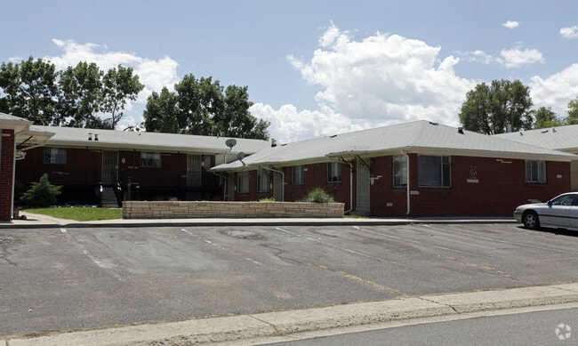 6600-6620 W 44th Pl - 44th Place