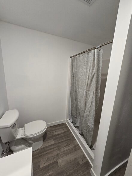 Bathroom - 16265 Port Sheldon St